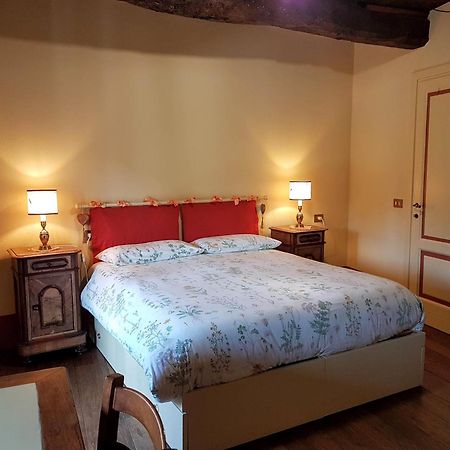 B&B La Cascina Di Monia E Mario Borgo Ticino Eksteriør bilde
