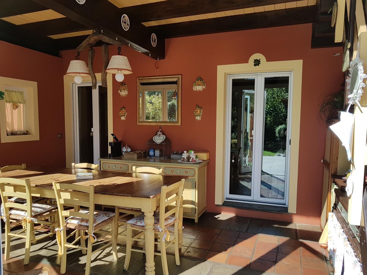 B&B La Cascina Di Monia E Mario Borgo Ticino Eksteriør bilde