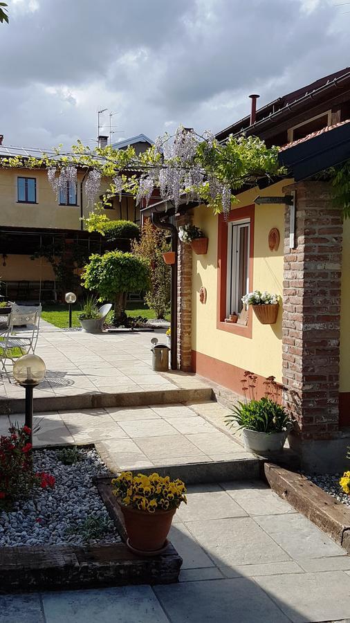 B&B La Cascina Di Monia E Mario Borgo Ticino Eksteriør bilde