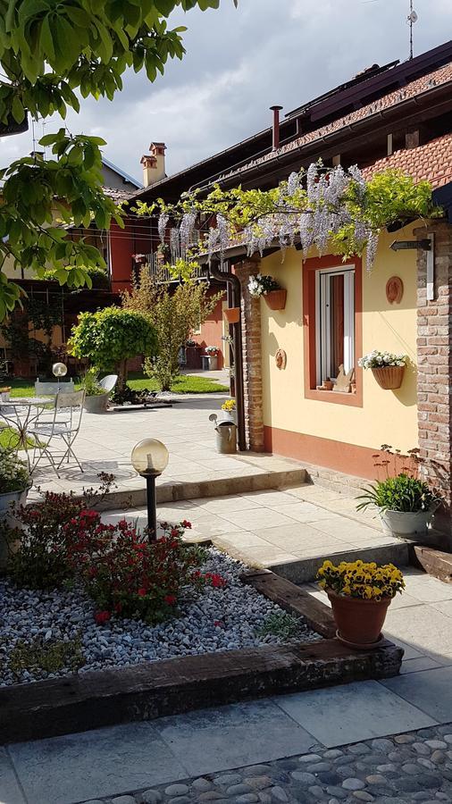 B&B La Cascina Di Monia E Mario Borgo Ticino Eksteriør bilde