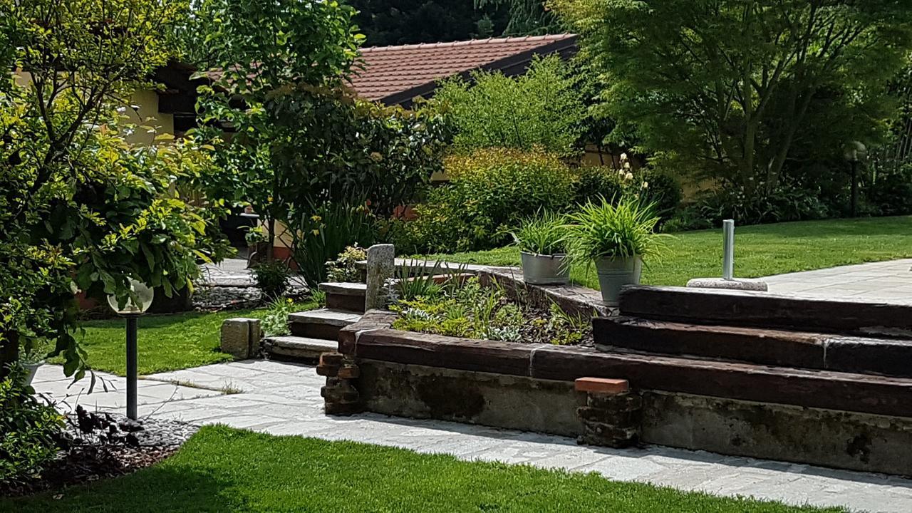 B&B La Cascina Di Monia E Mario Borgo Ticino Eksteriør bilde
